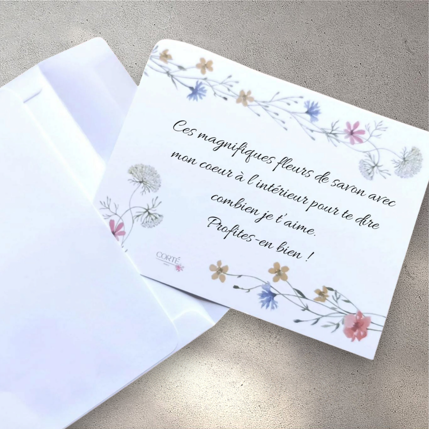 message personnalisé, corté france, fleurs de savon