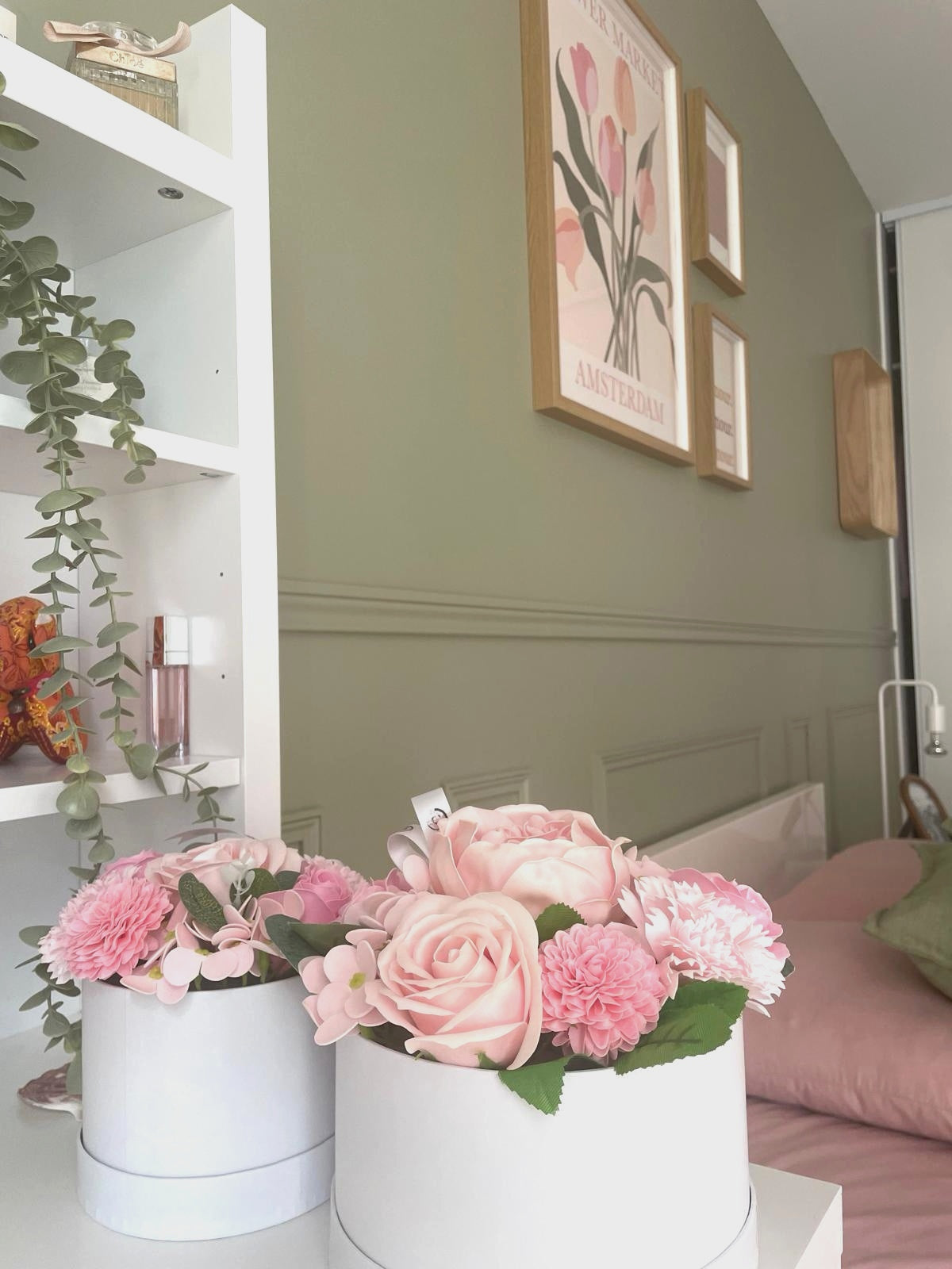 Composition Emma, fleurs de savon variées ( rose, pivoine, hortensia …)
