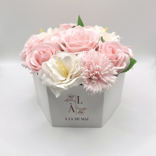 " Composition "à la mi mai" rose et blanc"