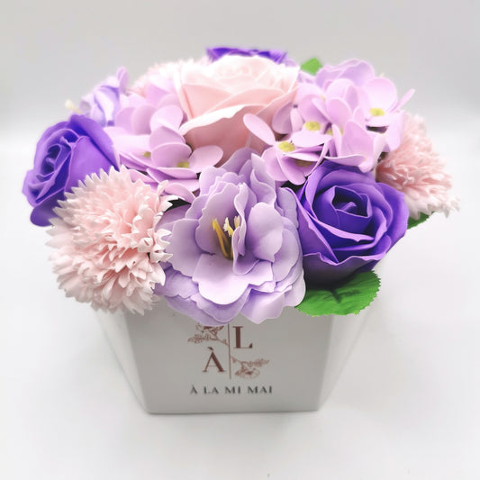 " Composition "à la mi mai" violet et rose"