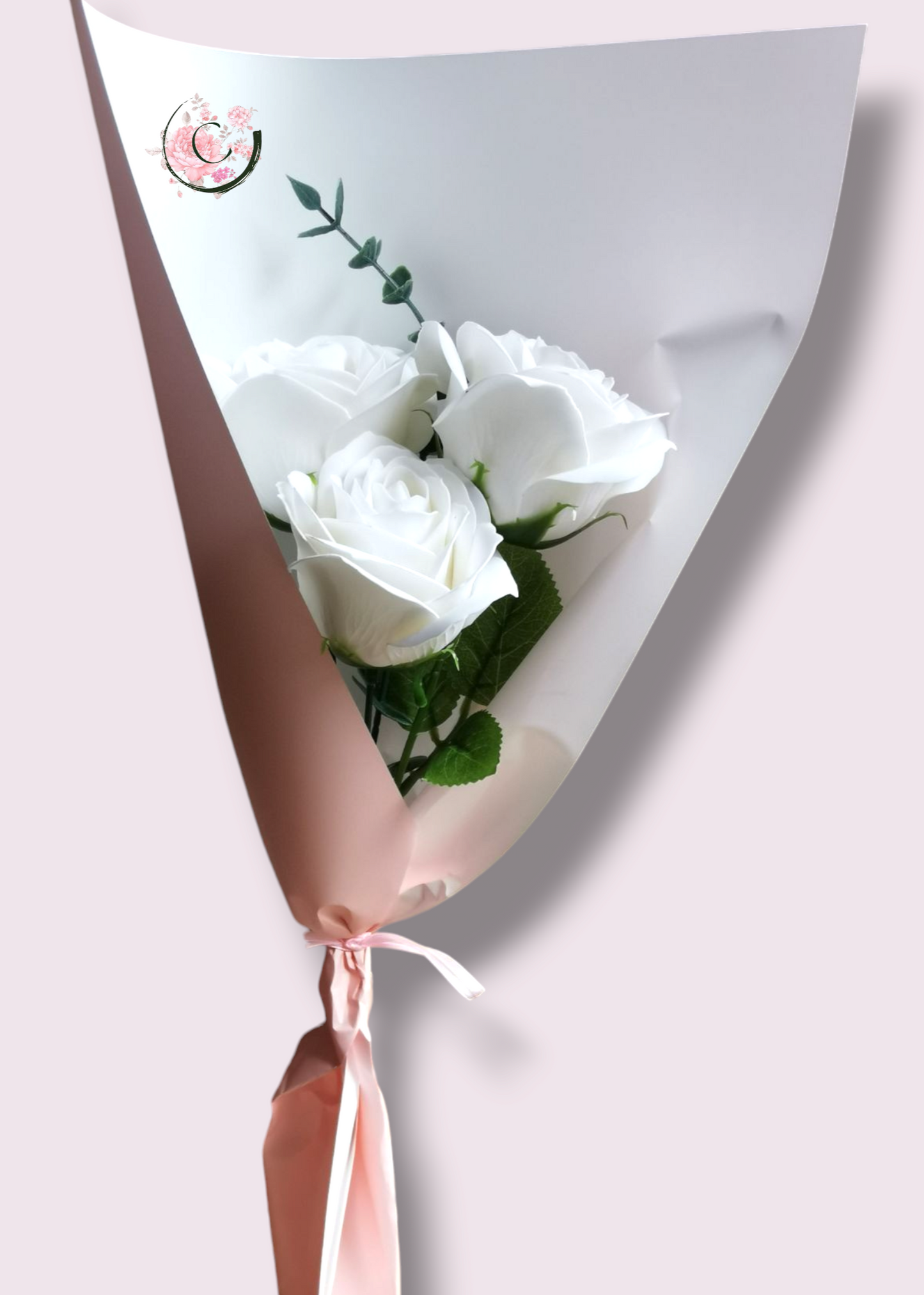 Roses blanches en savon, offrir des roses,cadeau pour femme, cadeau pour homme, anniversaire, rose éternelle, fleurs de savon, cadeau original, cadeau chic, cadeau pour mariage, cadeau de naissance, cadeau pour jeune fille, rose, pivoine, cadeau tendance pas cher, cadeau chic, cadeau élégant pour femme, cadeau pour Noël, cadeau pour fête des mères, cadeau bonne fête mamie, cadeau fête des grands mères, cadeau pour maîtresse, cadeau pour mariage, cadeau original, fleurs de savon, cadeau saint_valentin.