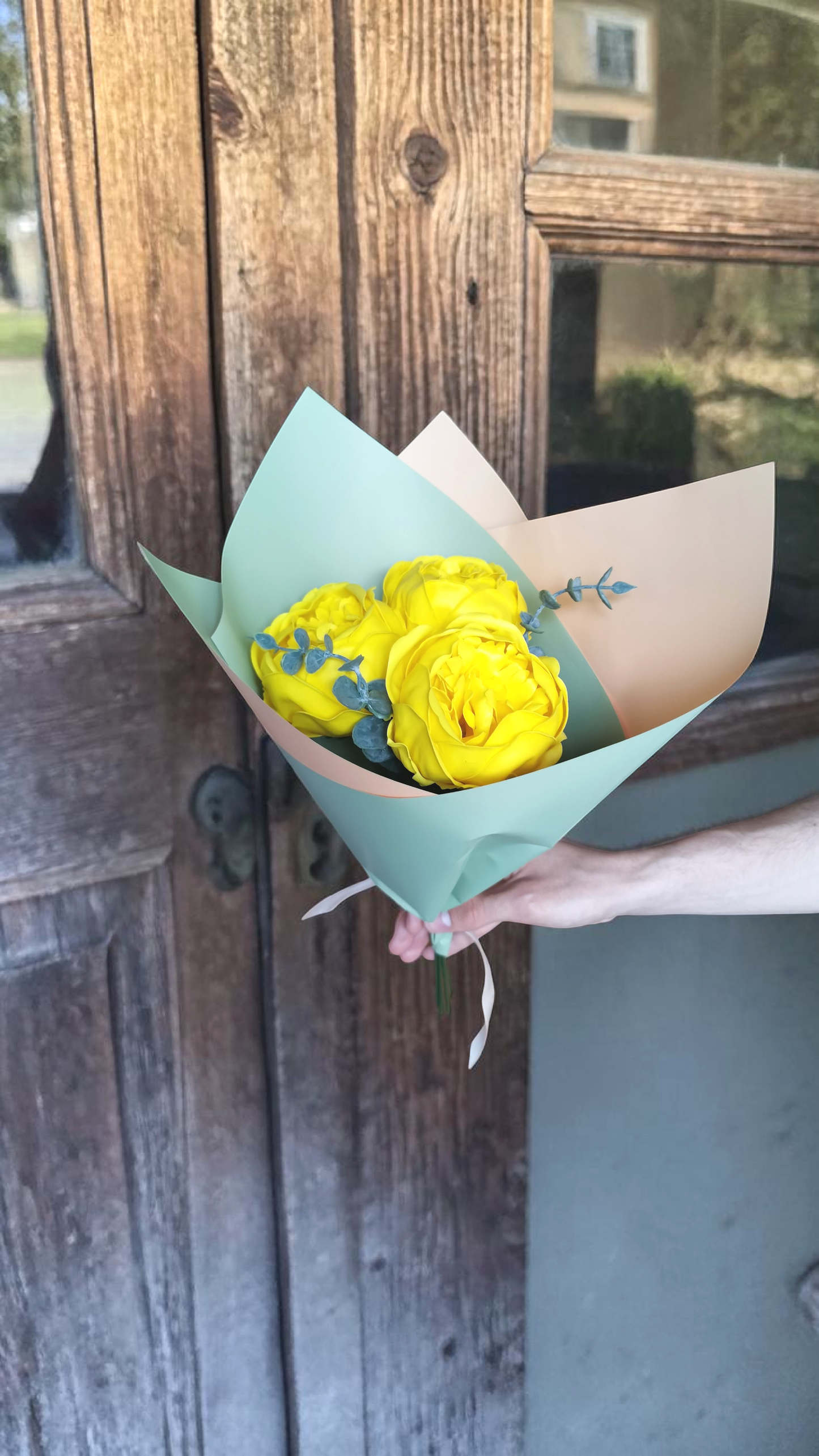 Bouquet de 3 pivoines - Corté France