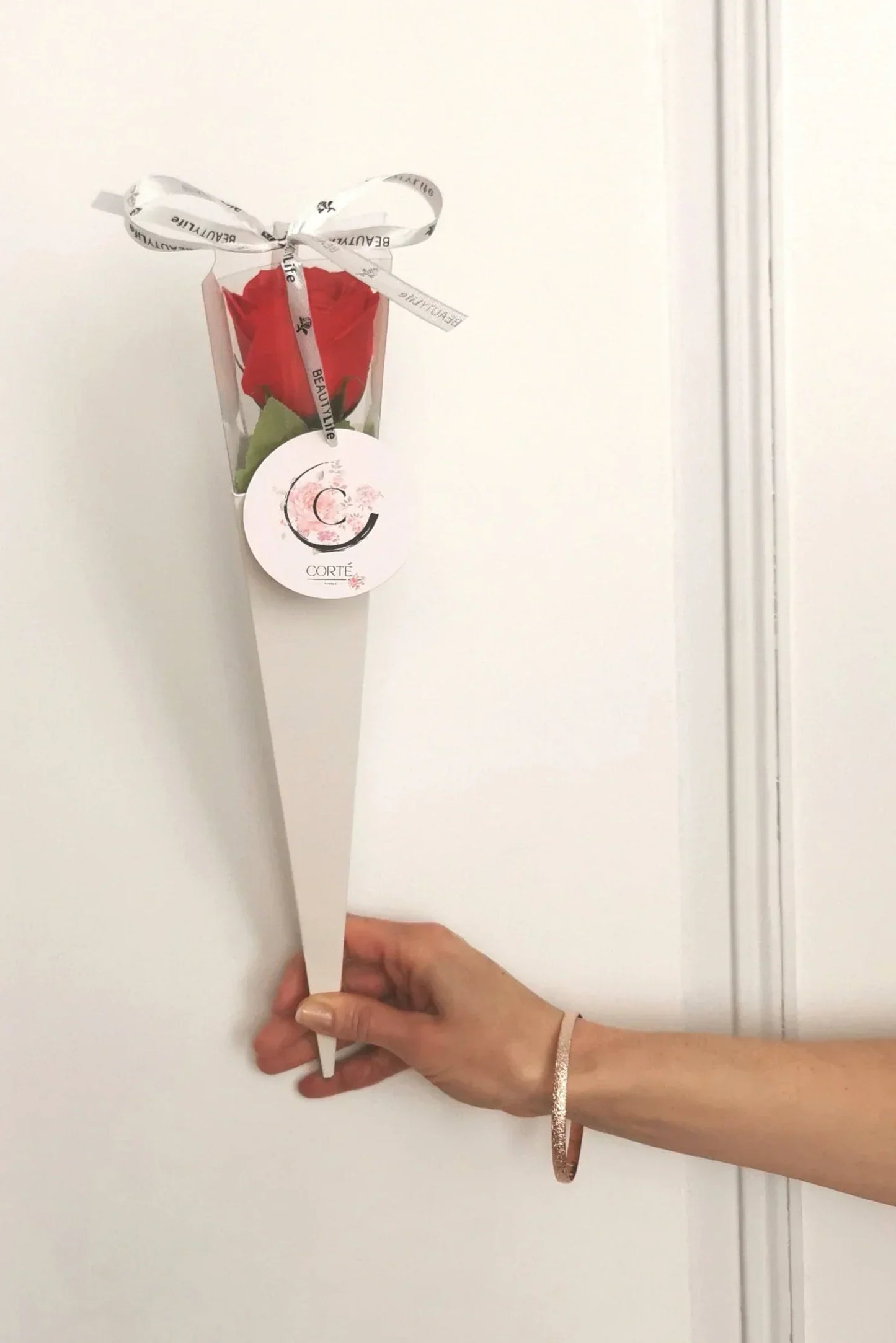 Rose eternelle, rose rouge, saint-valentin, , anniversaire, amour, fleurs de savon