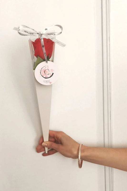 Rose eternelle, rose rouge, saint-valentin, , anniversaire, amour, fleurs de savon